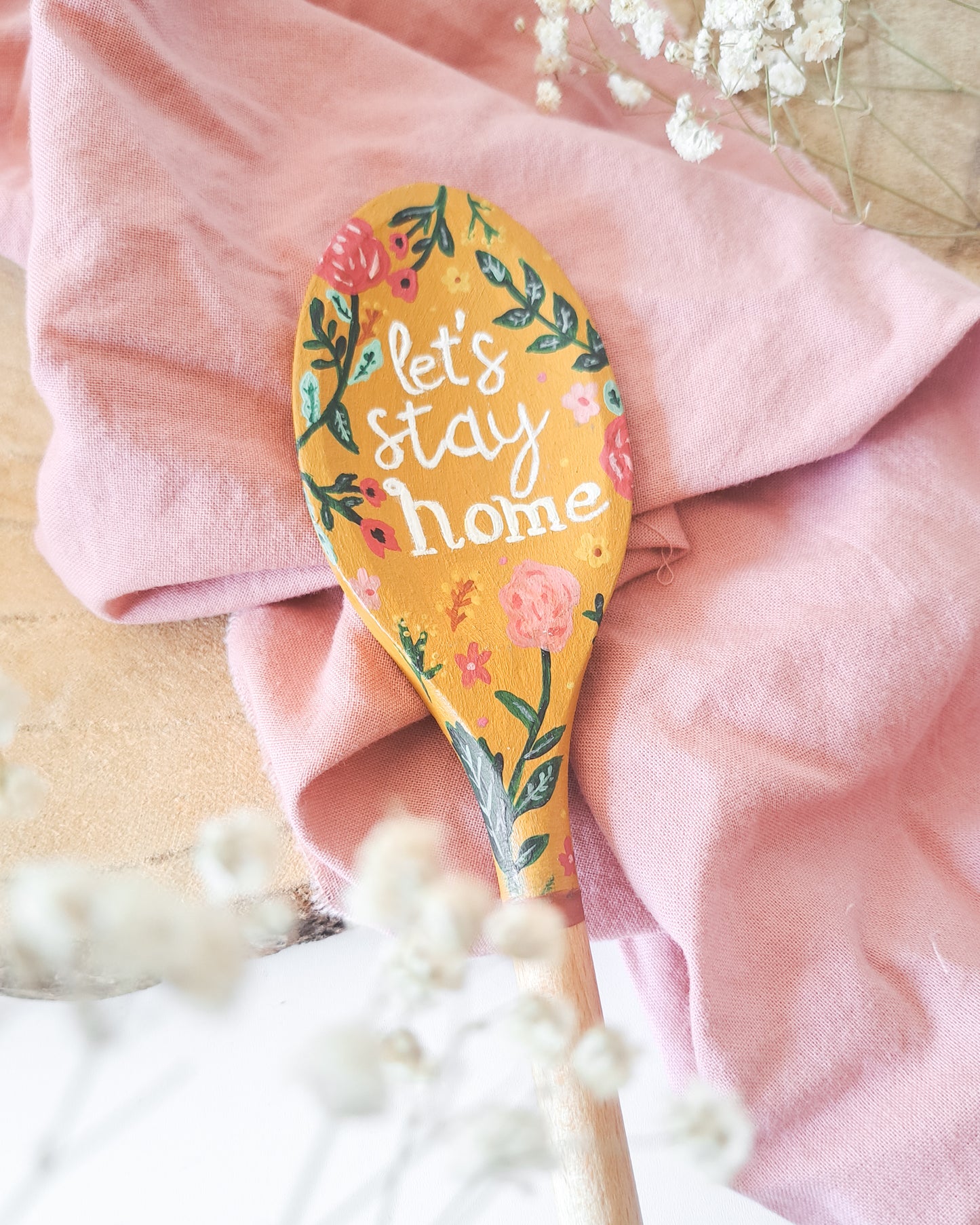 Colher de Pau Pintada à Mão - Let's Stay Home