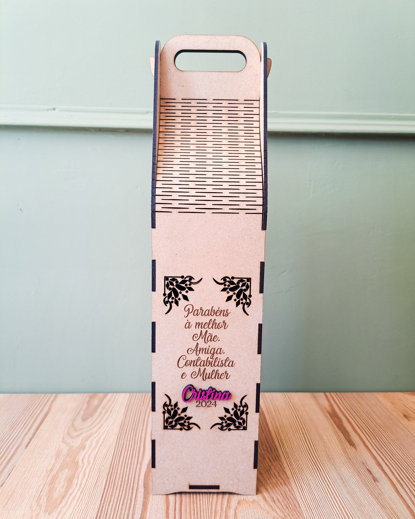 Caixa para Garrafa de Vinho em MDF