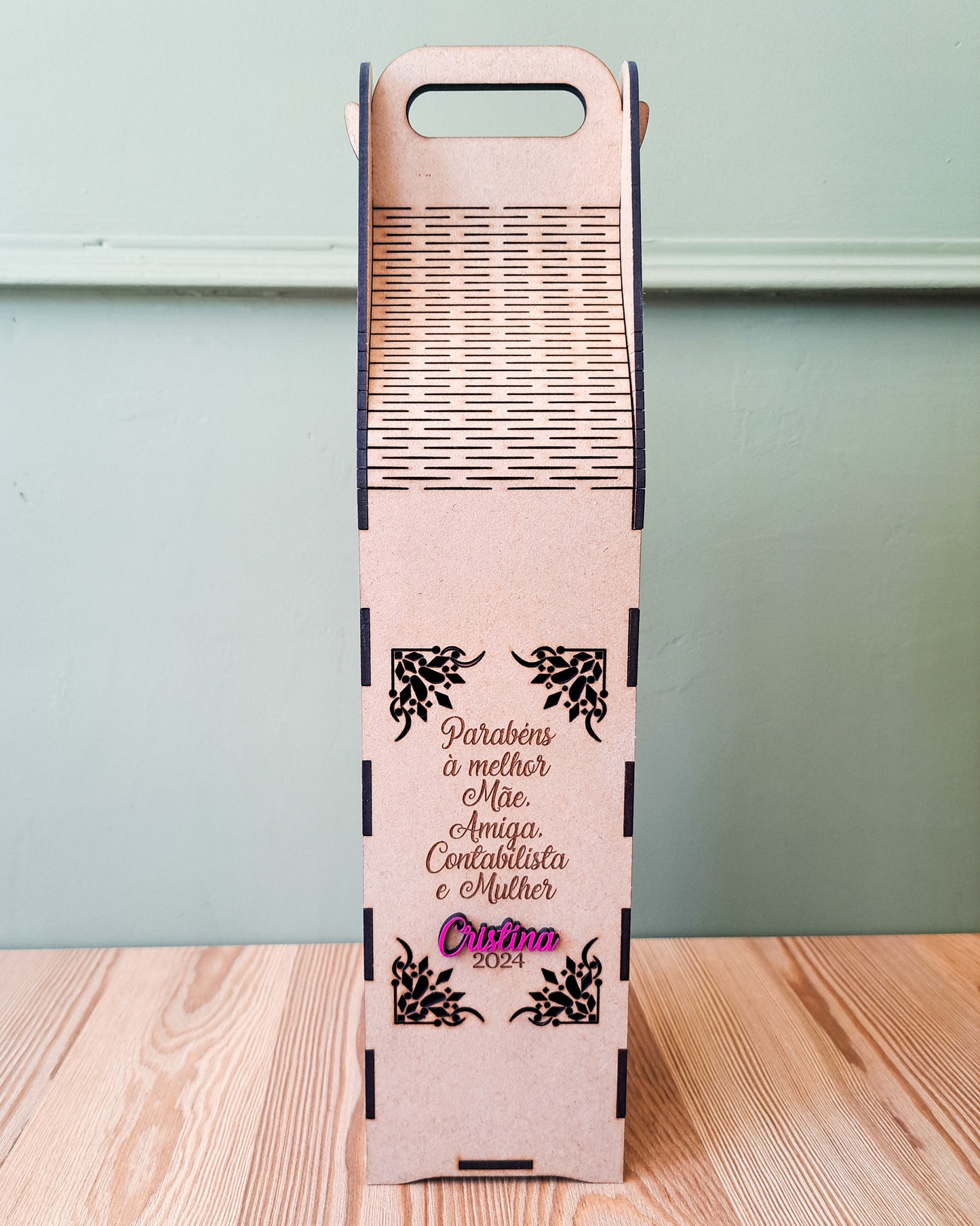 Caixa para Garrafa de Vinho em MDF